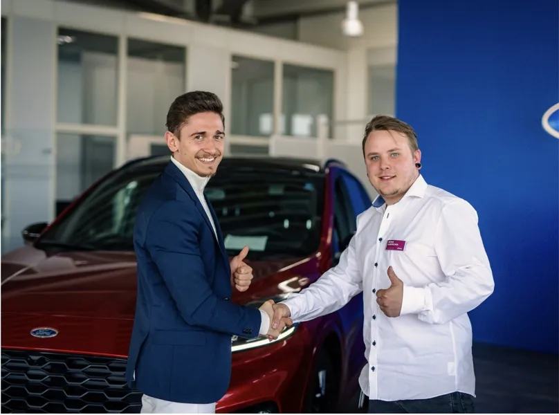 Erfolgreiche Vermittlung im Autohaus